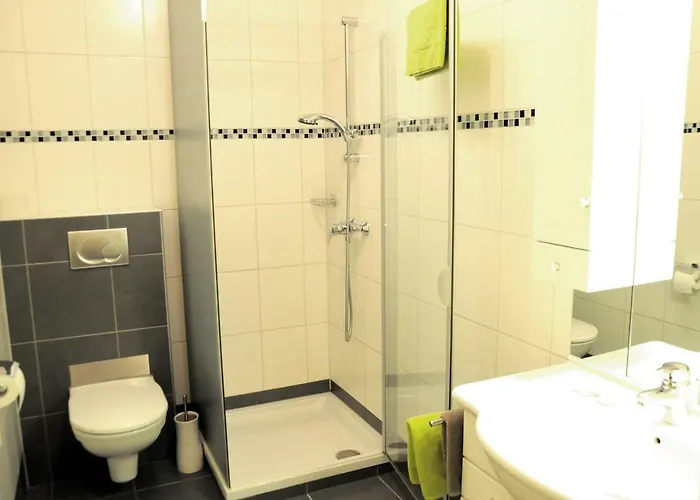 Cafe-pension Kristall Πανσιόν Hirschenwies